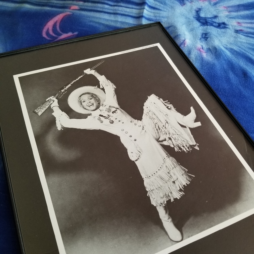 1970s Debbie Reynolds Vintage Broadway Theatre Retro Wall Decor